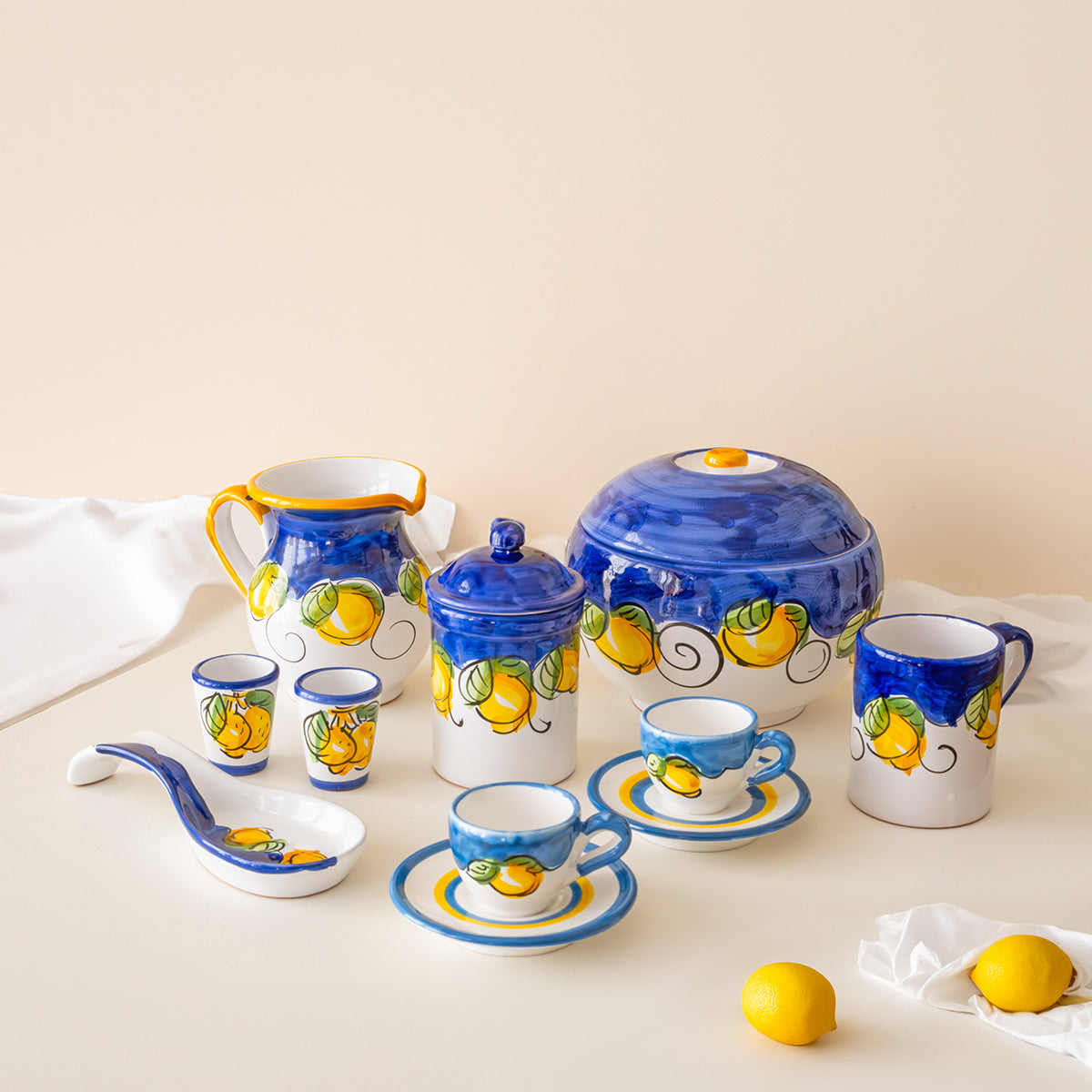 Iconic Lemon ceramic collection