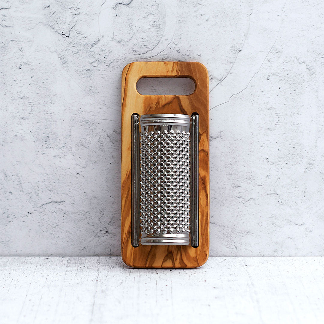 Woodly Grater & Cutting Board – Multi-Purpose Kitchen Tool