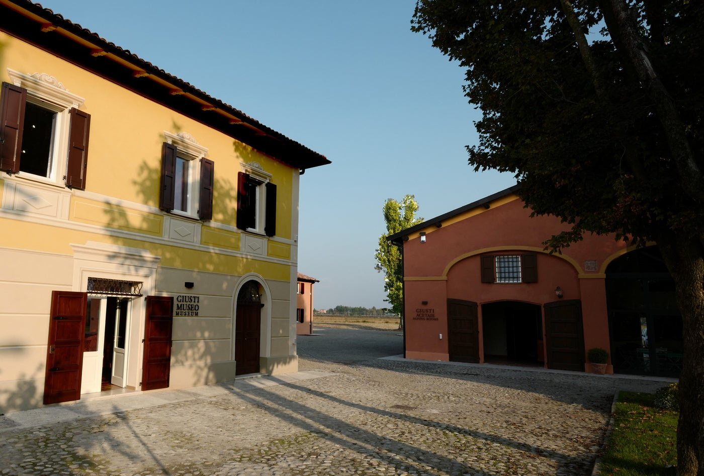 Acetaia Giuseppe Giusti - 2 Gold Medals The Classic - Balsamic Vinegar of Modena