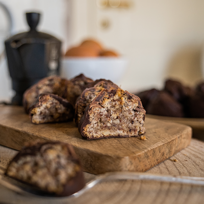 DARK TRUFFLE WITH HAZELNUT - DOLCE AVEJA