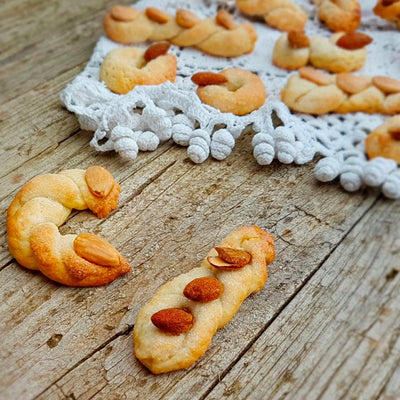 Twisted Apulian Biscuits